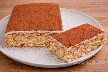 Нежный торт без выпечки: простой рецепт для сладкого угощения