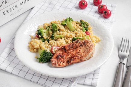 Куриное филе с каджунскими специями и птитимом: вкусное сочетание