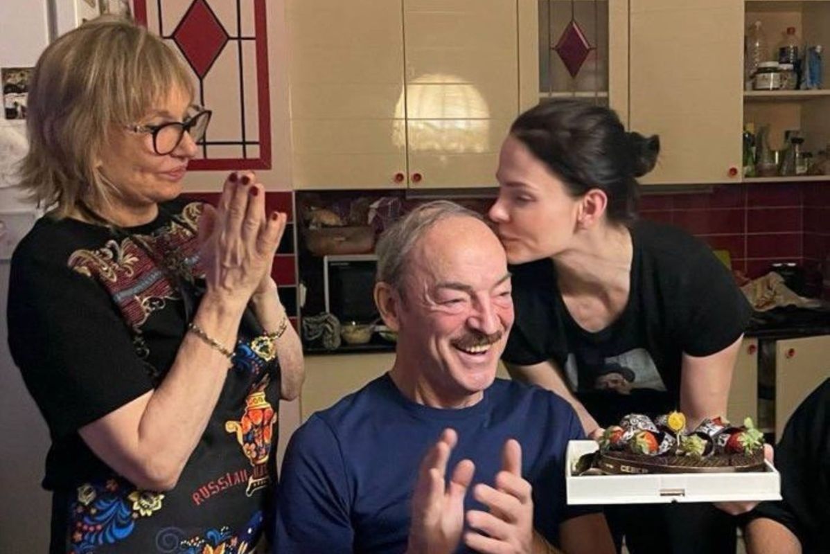 Елизавета Боярская трогательно поздравила Михаила Боярского с 76-летием