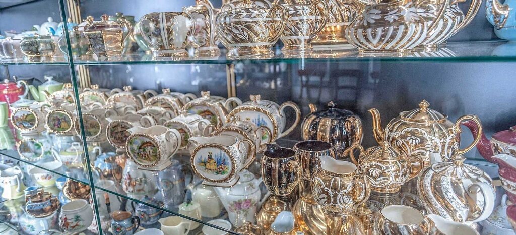 Удивительное место: Чайная Bygone Beautys в Леуре