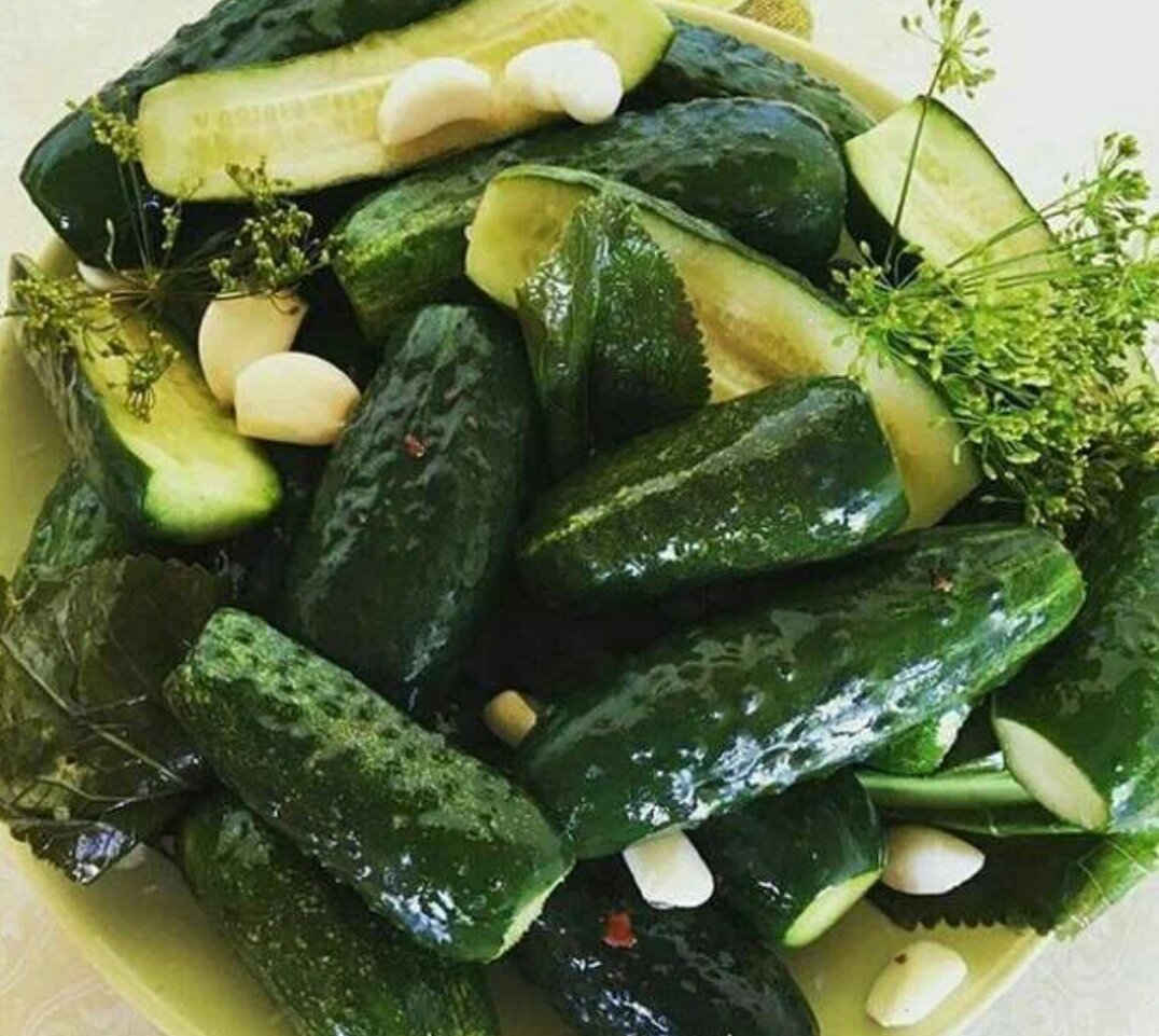 Малосольные огурцы