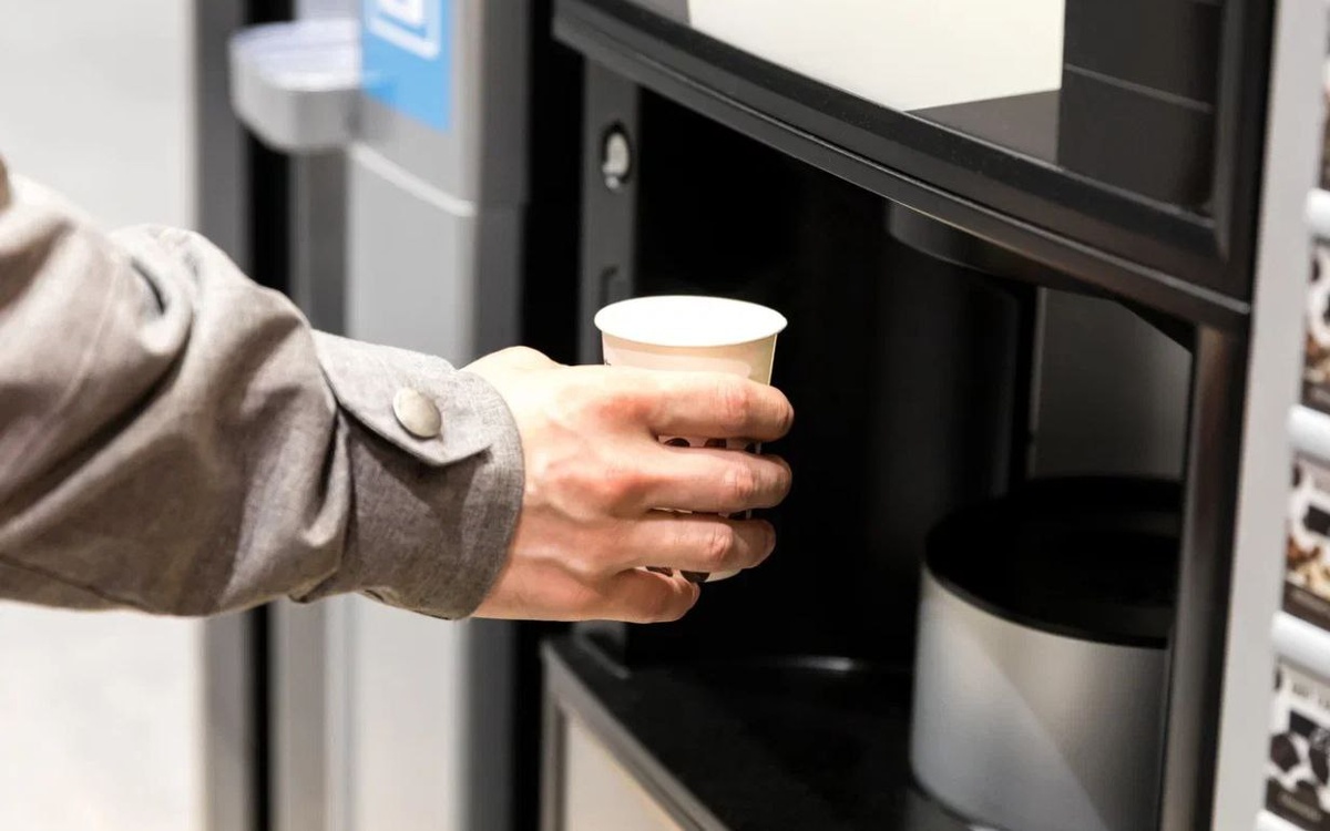 Кофейные автоматы: ваши любимые напитки скрывают опасные бактерии