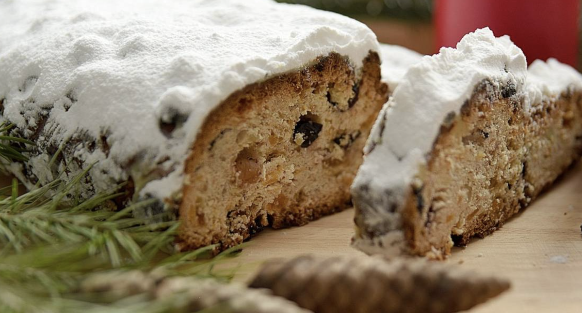 Штоллен: Как приготовить традиционный рождественский кекс