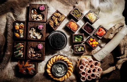 Кулинарные эксперименты на деловом обеде: от авторских сетов до изысканных десертов