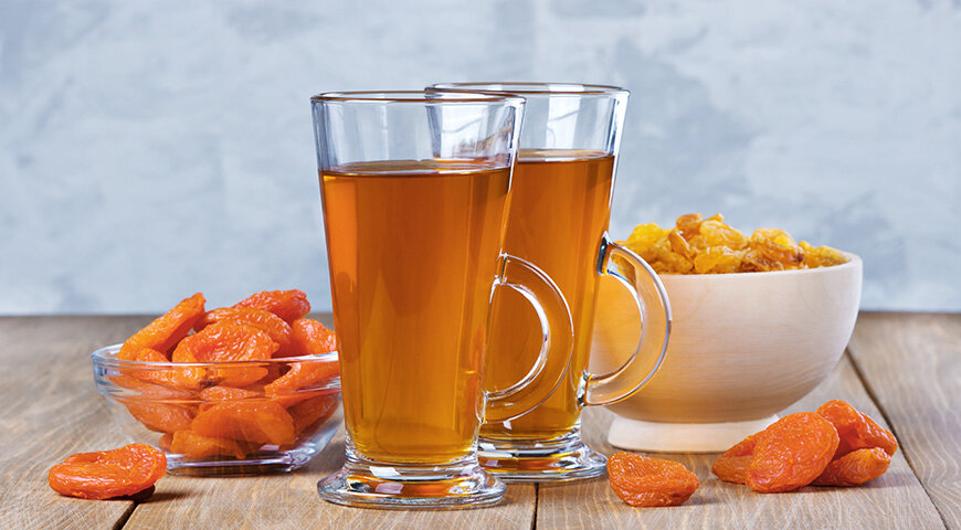 Ароматный компот из кураги: простое и полезное угощение