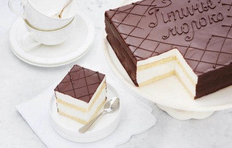 Торт «Птичье молоко»: культовый десерт советской эпохи