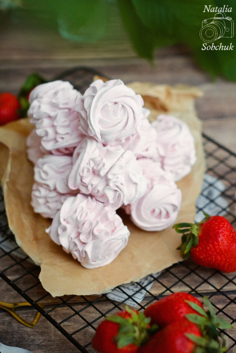 Летнее удовольствие: как приготовить зефир клубника-шампанское