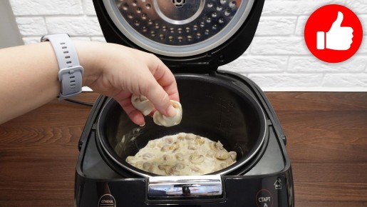 Пельмени с грибами в сметане: простой и вкусный рецепт для мультиварки