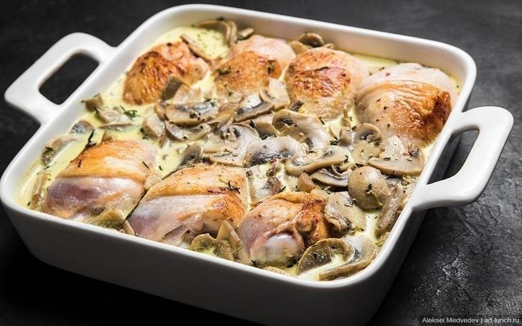 Куриные ножки с грибами в горшочках: вкусно и просто