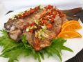 Легкий весенний ужин: запеченный карп с овощами за полчаса
