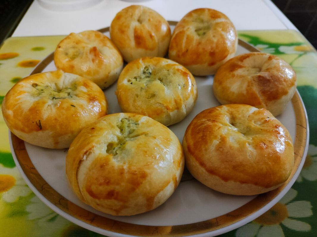 Как приготовить кныши с картошкой: простые шаги к вкусным пирожкам