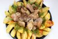 Волшебное сочетание: мясо с грибами и картошкой